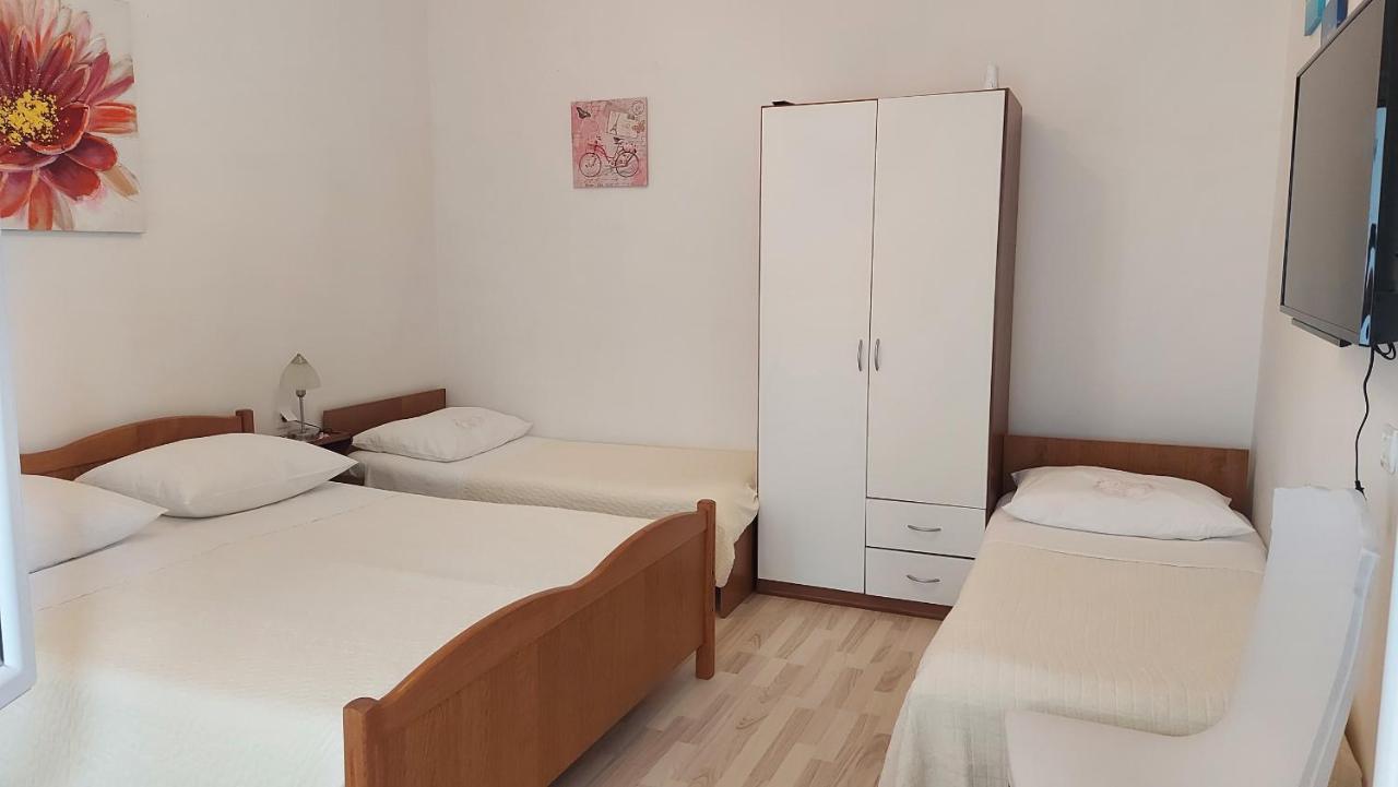 Apartment Jerolima Dugi Rat Exterior foto